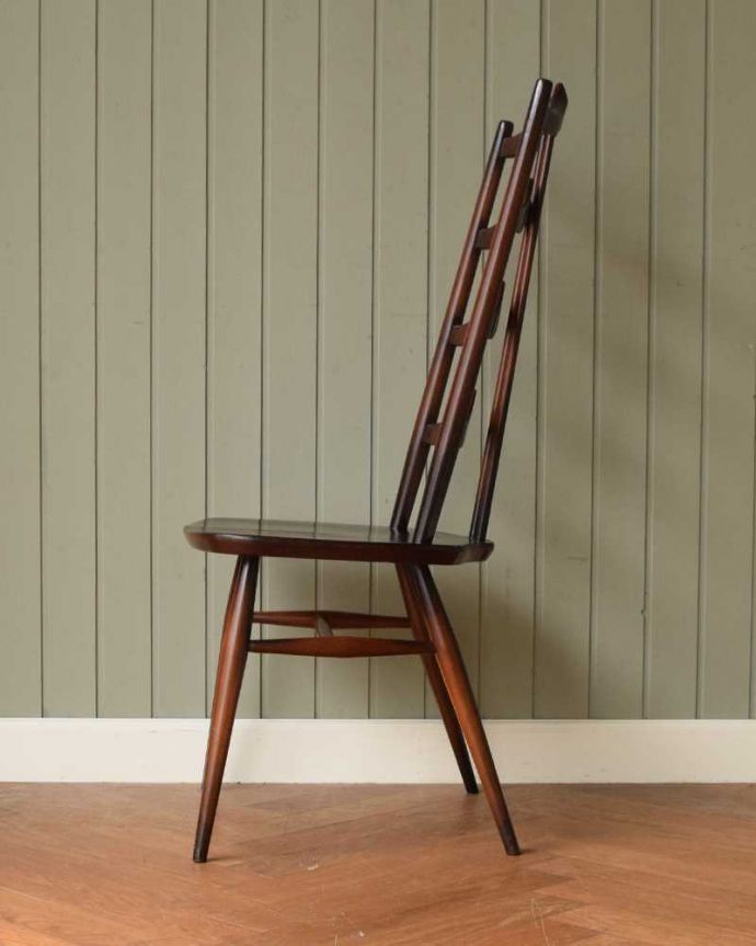 アーコールチェア　アンティーク チェア　 アーコールのラダーバックチェア（アップルチョコ色）。横から見てもカッコいい！バツグンの掛け心地が自慢のアーコール。(ear-23-p)