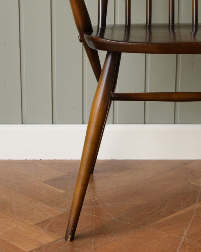 アーコールチェアの脚