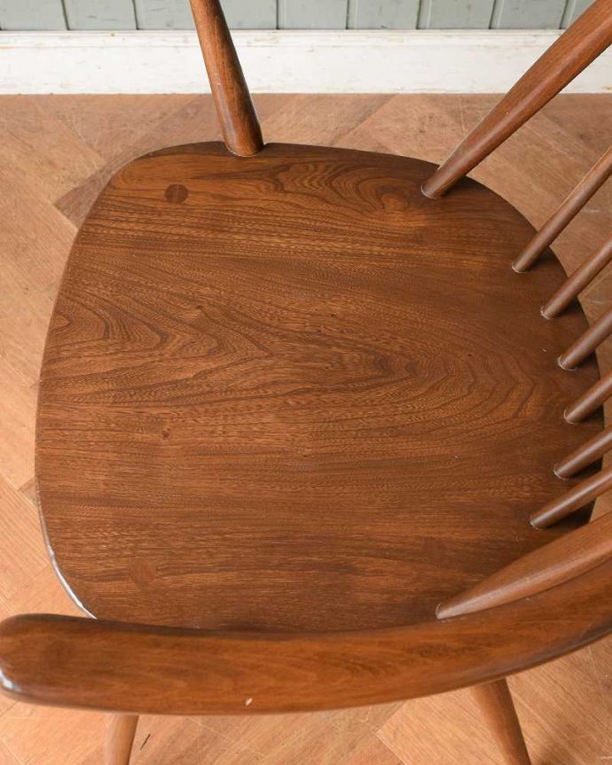 アーコールチェアの座面