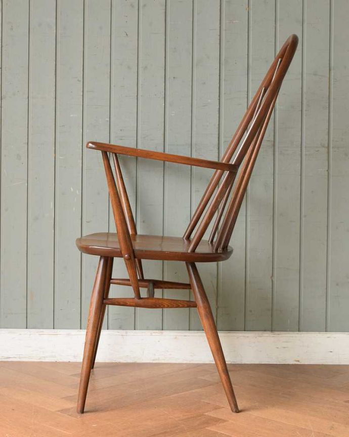 アーコールチェアの側面