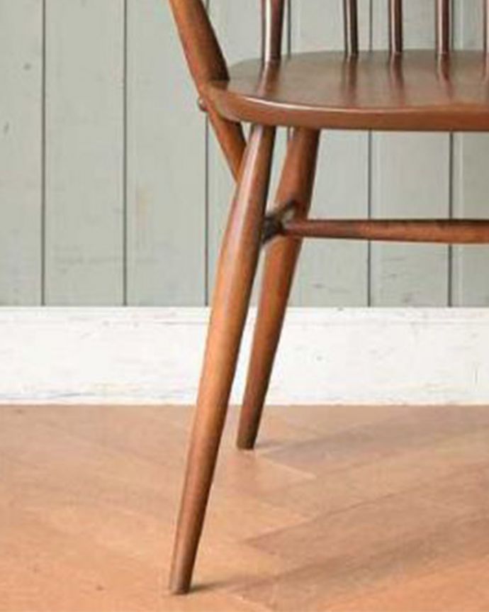 アーコールチェアの脚