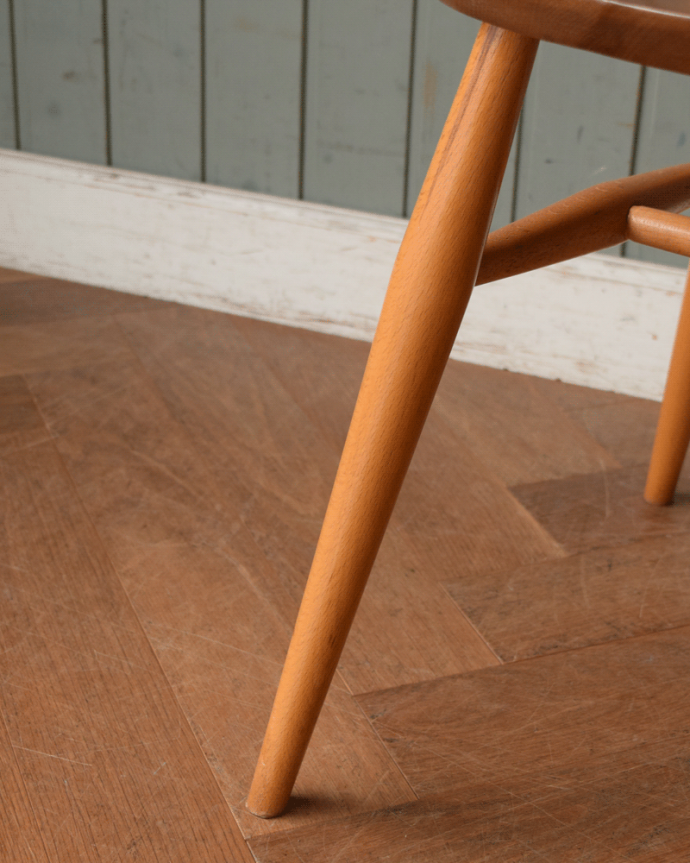 アーコールチェアの脚