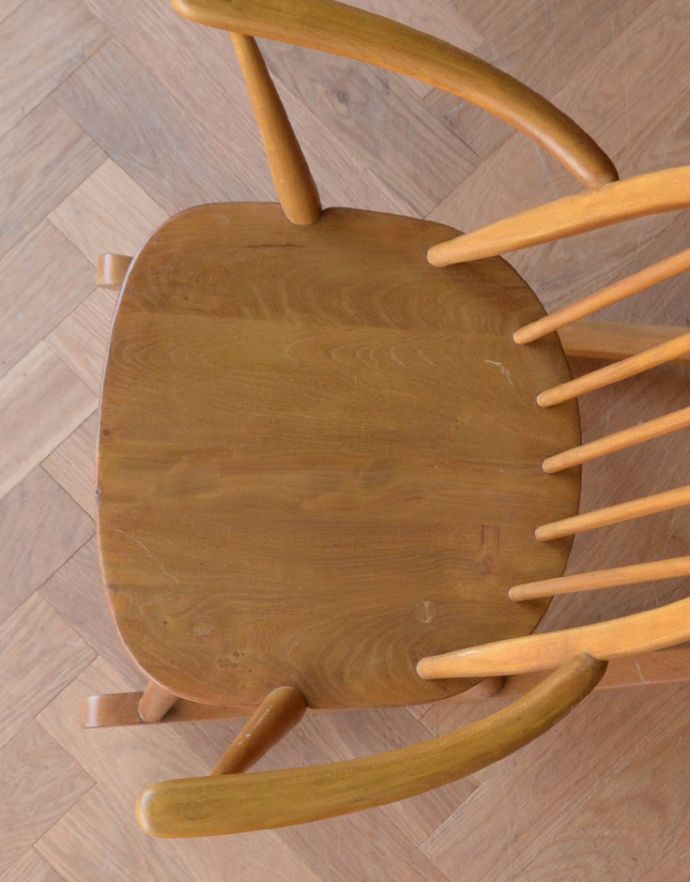 アーコールチェアの座面