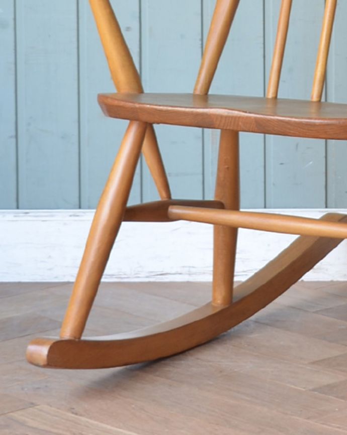 アーコールチェアの脚