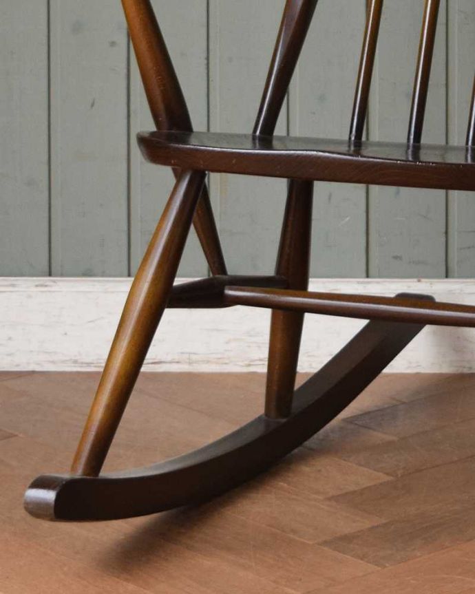 アーコールチェアの脚