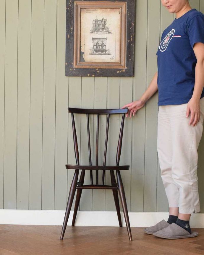 アーコールのスティックバックチェア