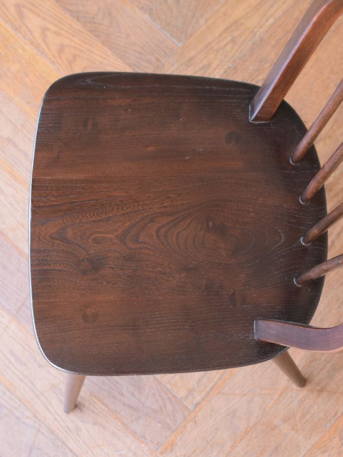 アーコールチェアの座面