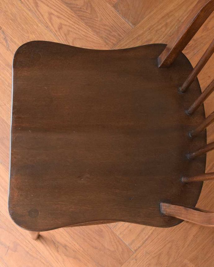 アーコールチェアの座面