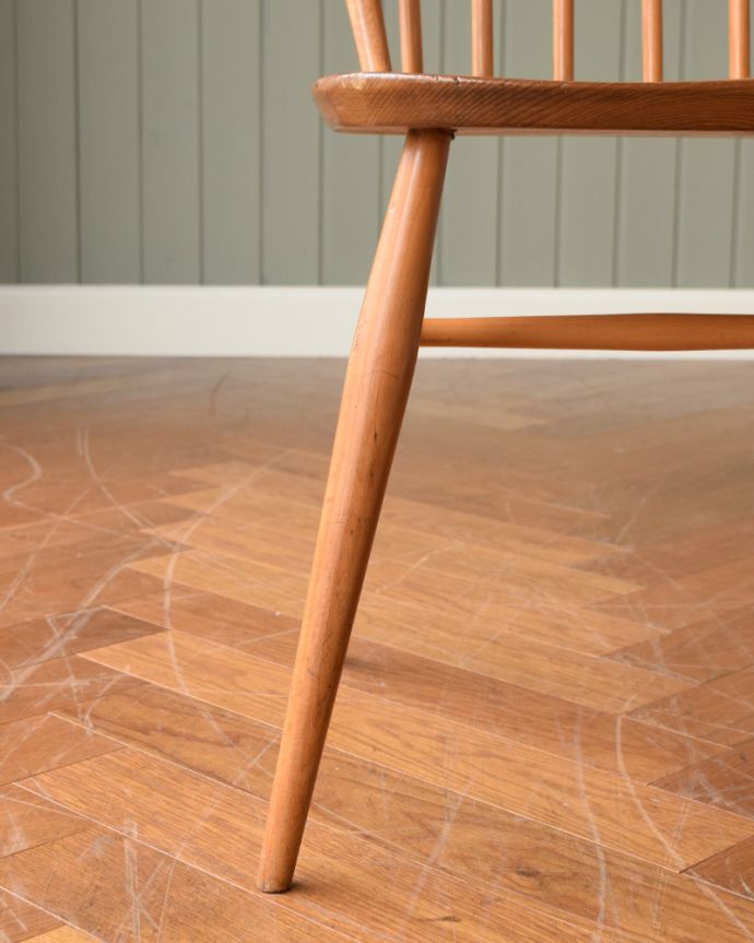 アーコールチェアの脚