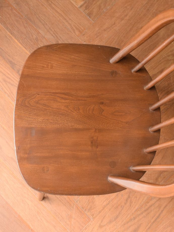 アーコールチェアの座面