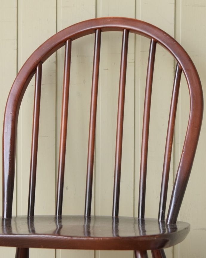 アーコールチェア　アンティーク チェア　アーコールのフープバックチェア（6本・チョコアップル色・ハの字脚）。アーコールの定番と言える6本のスポークの背もたれスッキリしたフォルムが一番アーコールらしいフープバックチェアの中で一番の定番が6本スポーク。(ear-6-pp)