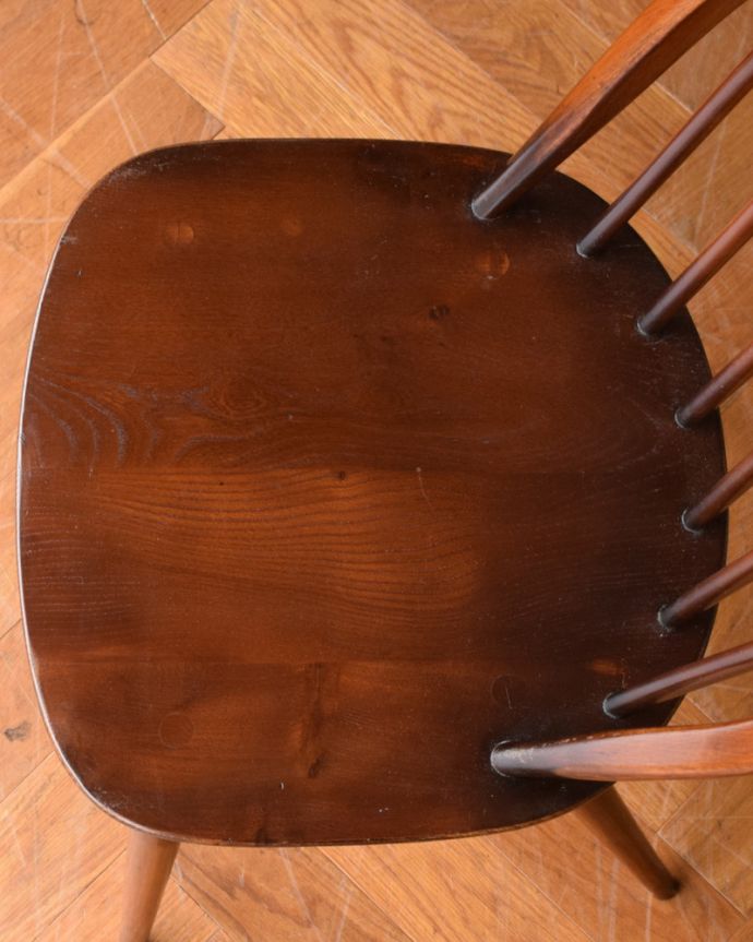 アーコールチェアの座面