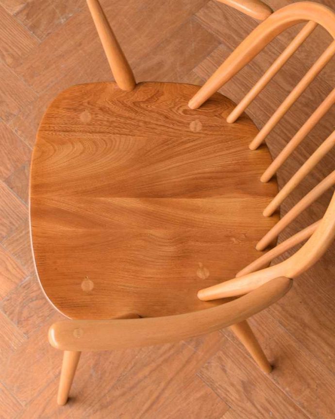 アーコールチェアの座面