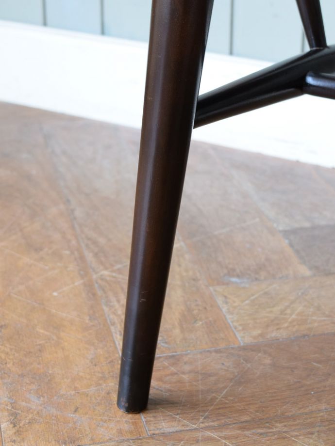 アーコールチェアの脚