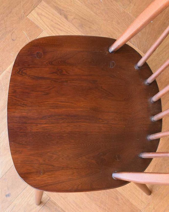 アーコールチェアの座面