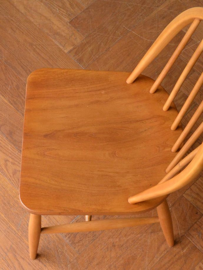 アーコールチェアの座面