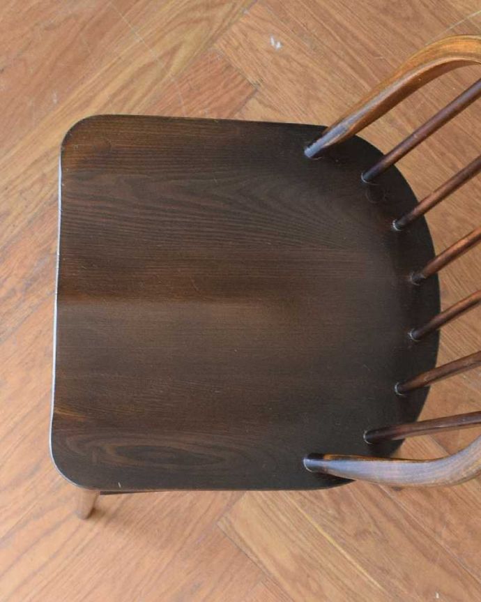 アーコールチェアの座面