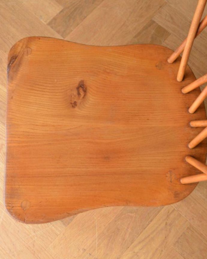 アーコールチェアの座面