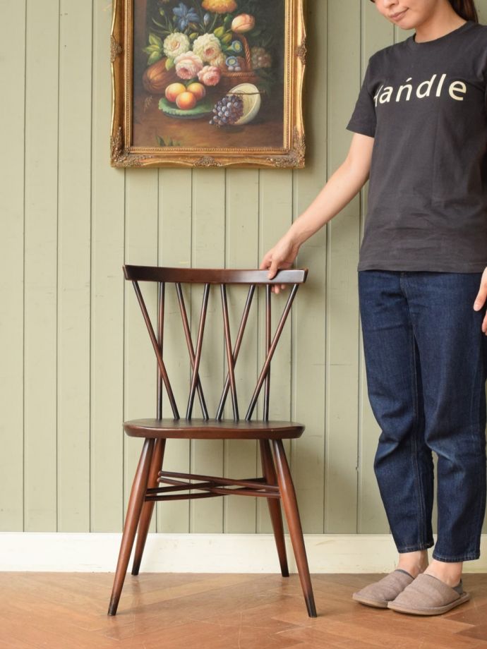 アーコールのエックスバックチェア