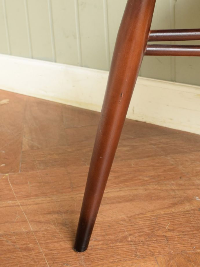 アーコールチェアの脚