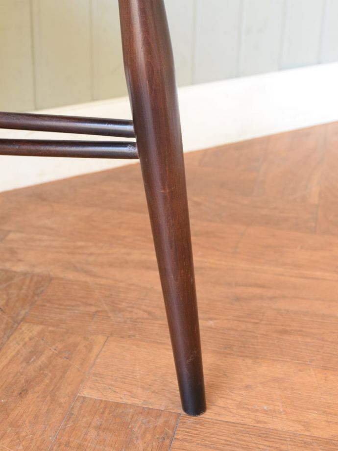 アーコールチェアの脚