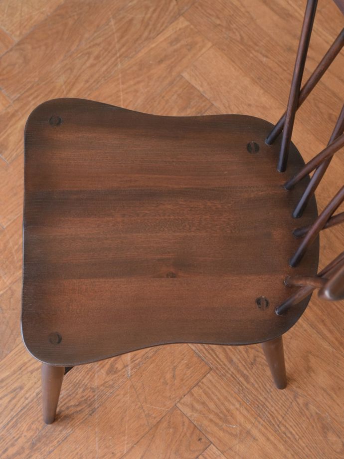 アーコールチェアの座面