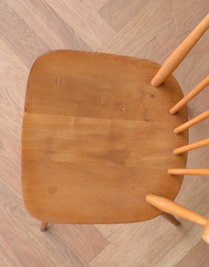 アーコールチェアの座面