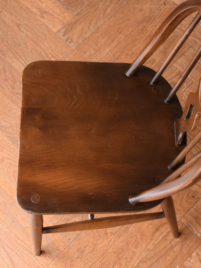 アーコールチェアの座面