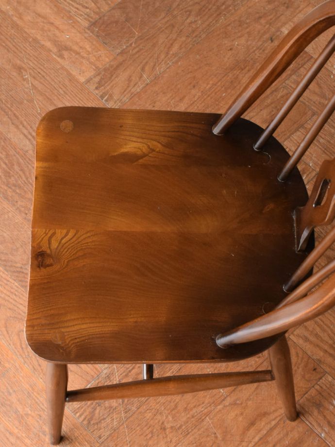 アーコールチェアの座面