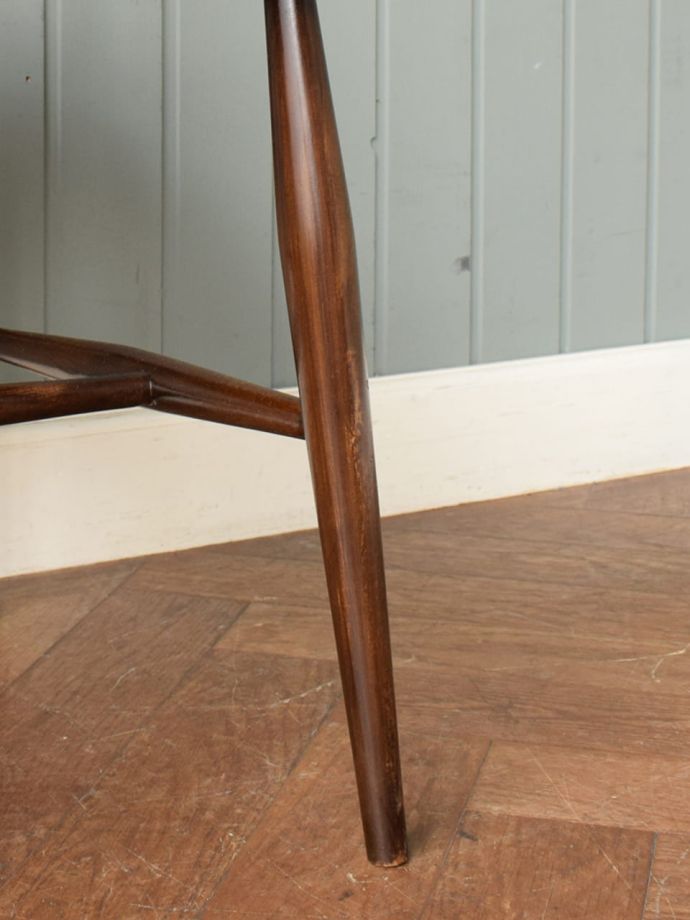 アーコールチェアの脚