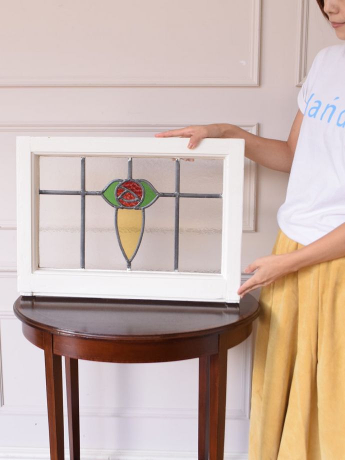 アンティーク ステンドグラス　アンティーク雑貨　ステンドグラス　アンティークでしか手に入らない美しいガラスやっぱりステンドグラスはアンティーク雑貨の定番。(g-1248)