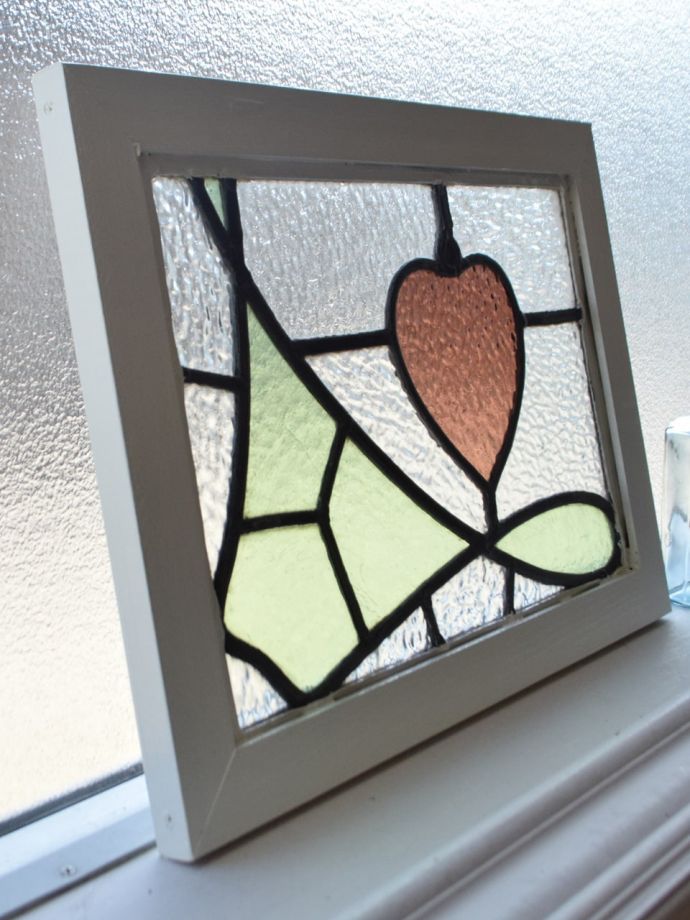ステンドグラスの側面