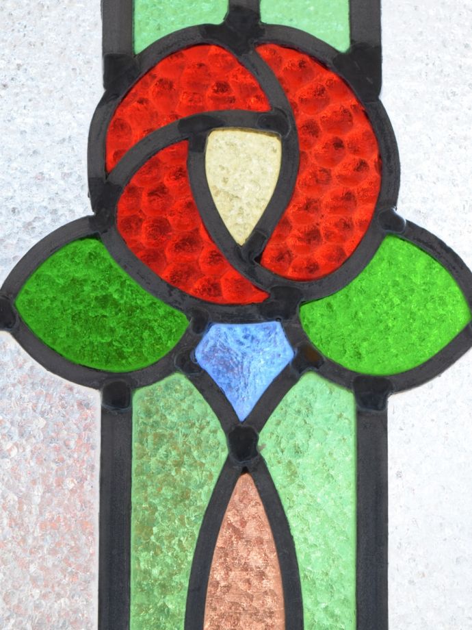 ステンドグラスのバラ