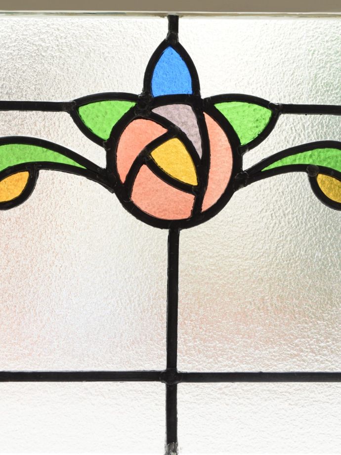 ステンドグラスのバラ