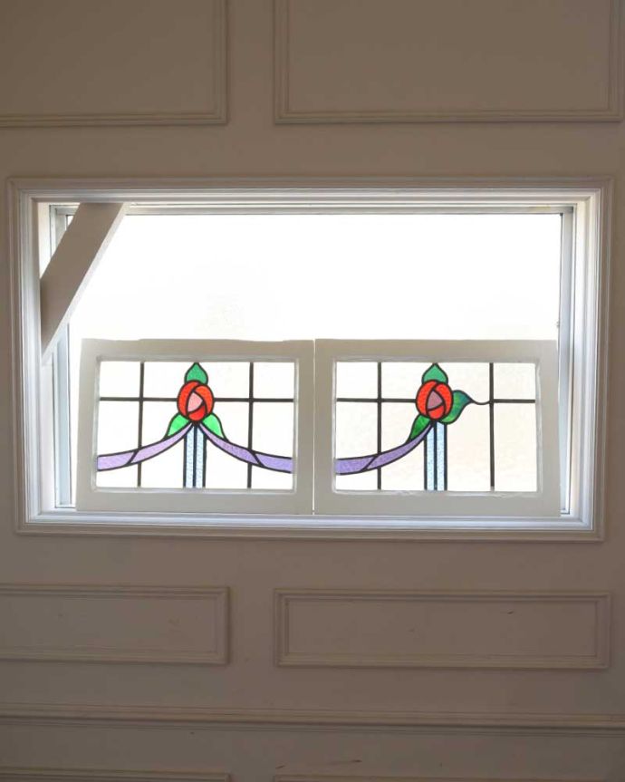 バラのおしゃれなステンドグラス