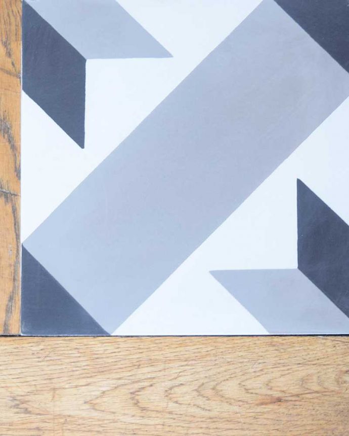 タイルのマットな質感