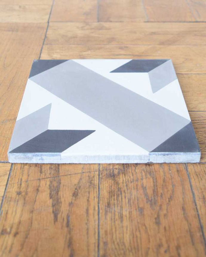 丈夫なセメントタイル