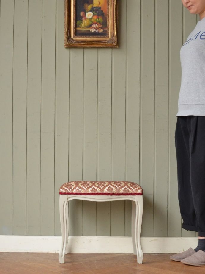 フランスアンティーク調のスツール