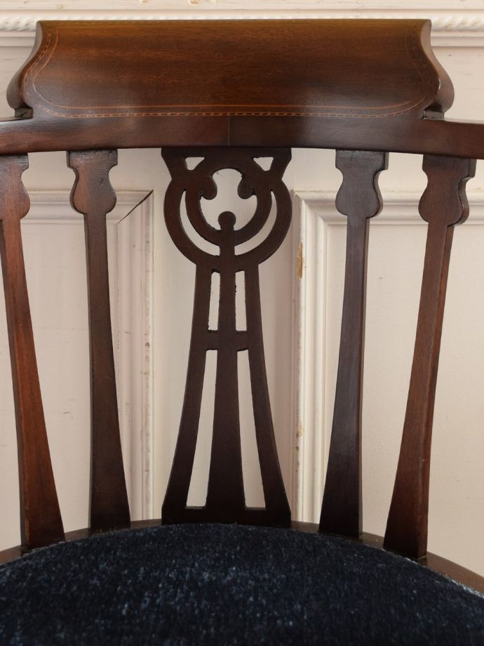 アンティークらしい彫