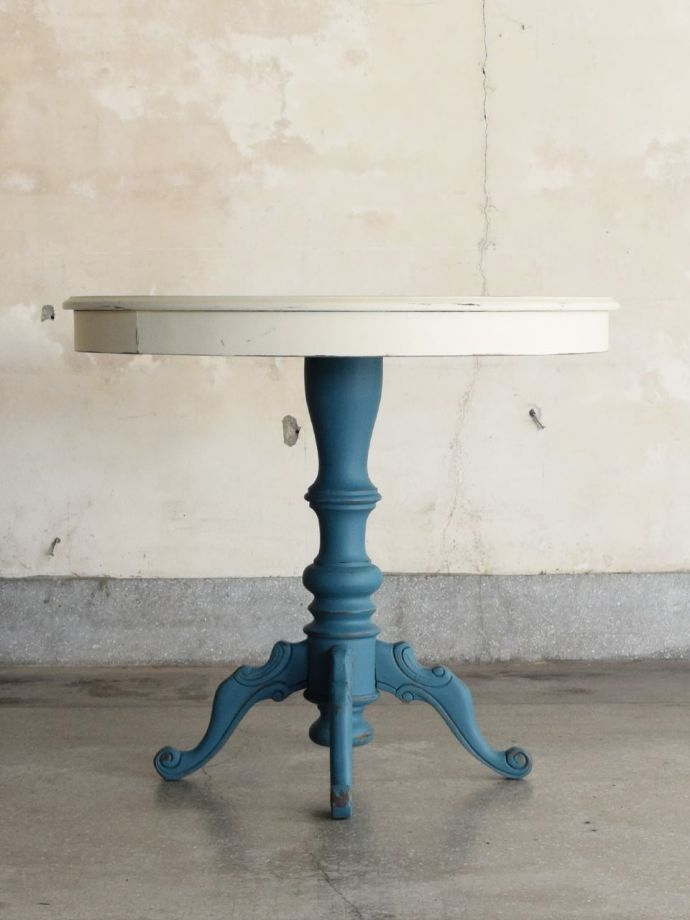 テーブルの側面