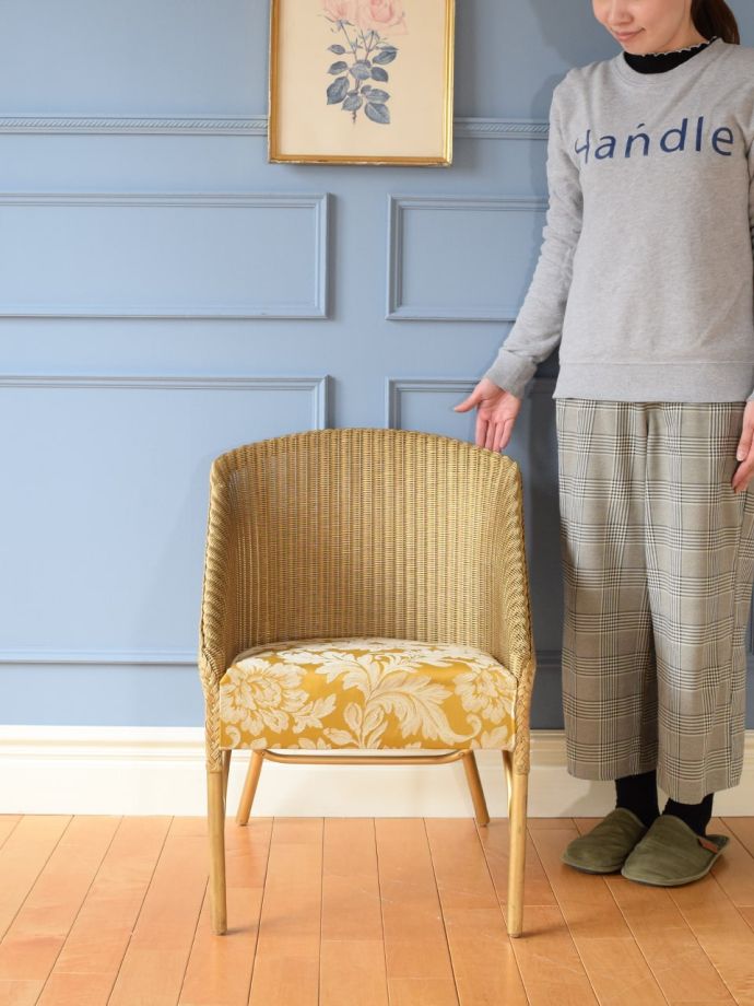 アンティークのロイドルームチェア