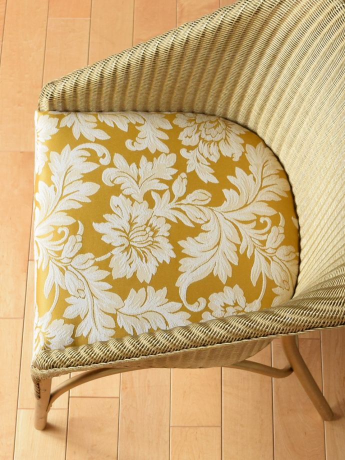 ロイドルームチェアの座面