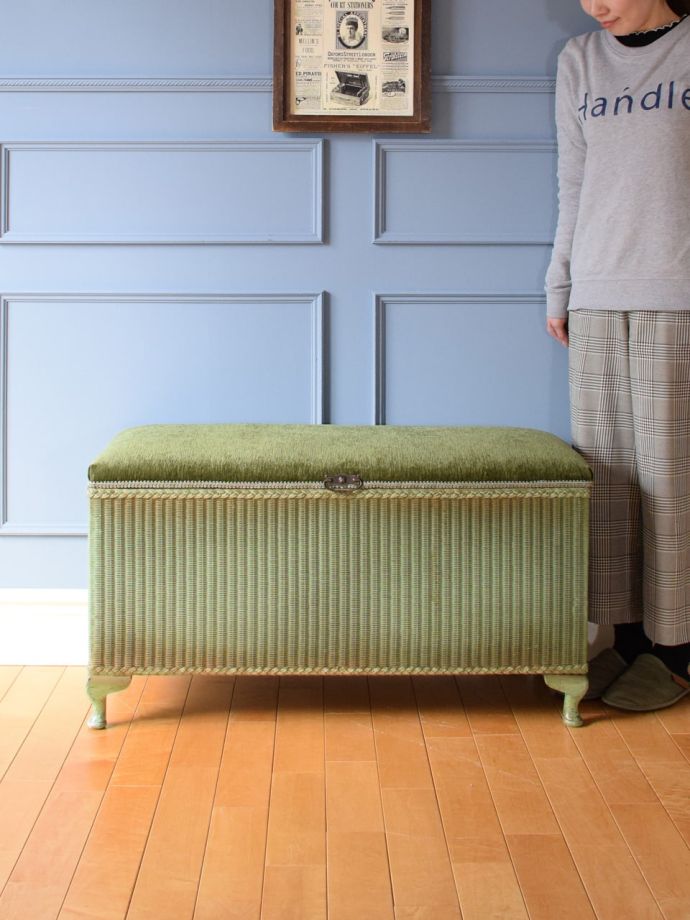 アンティークのベンチボックス