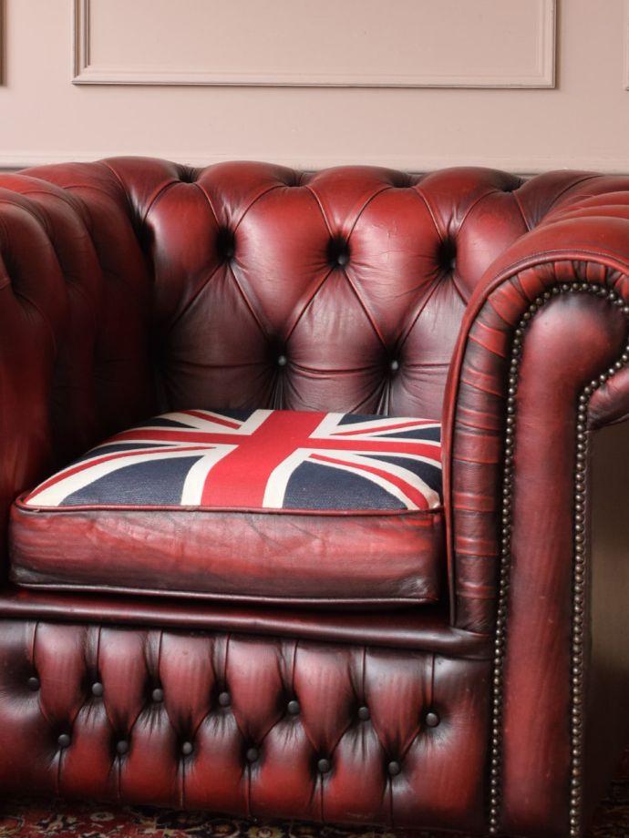 アンティークパーソナルチェアの背もたれ