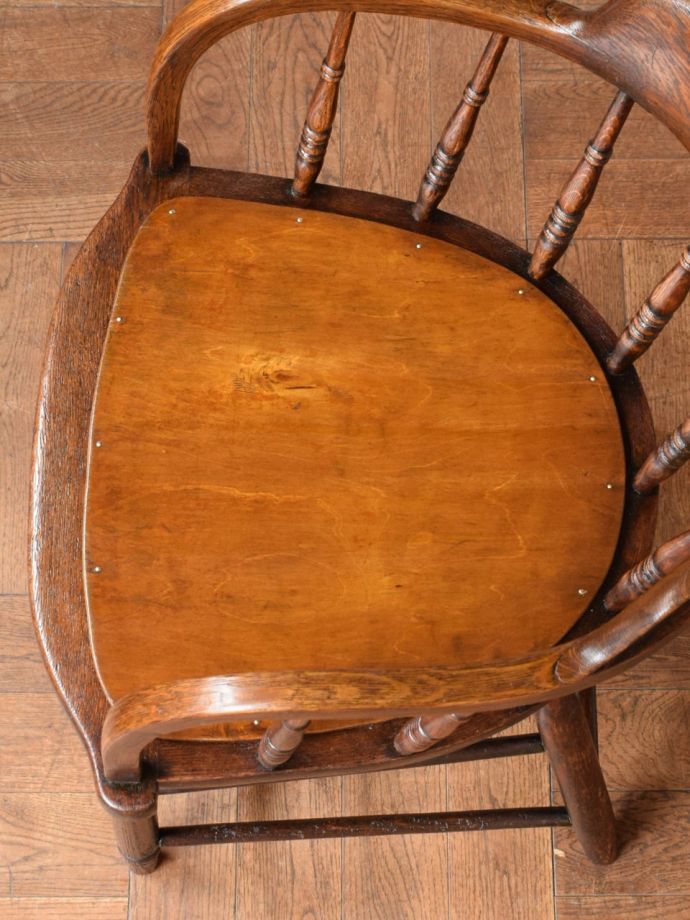 アンティークの椅子の座面