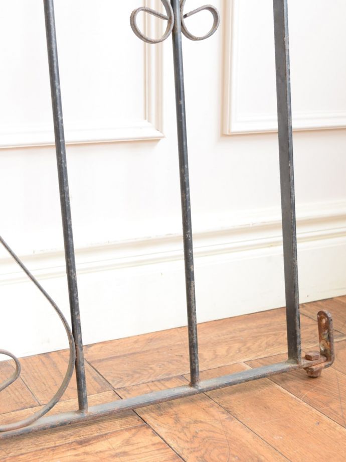 オシャレなアイアンゲート