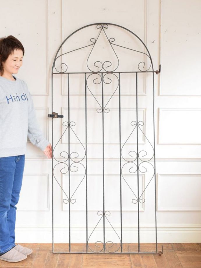 アンティークのアイアンゲート