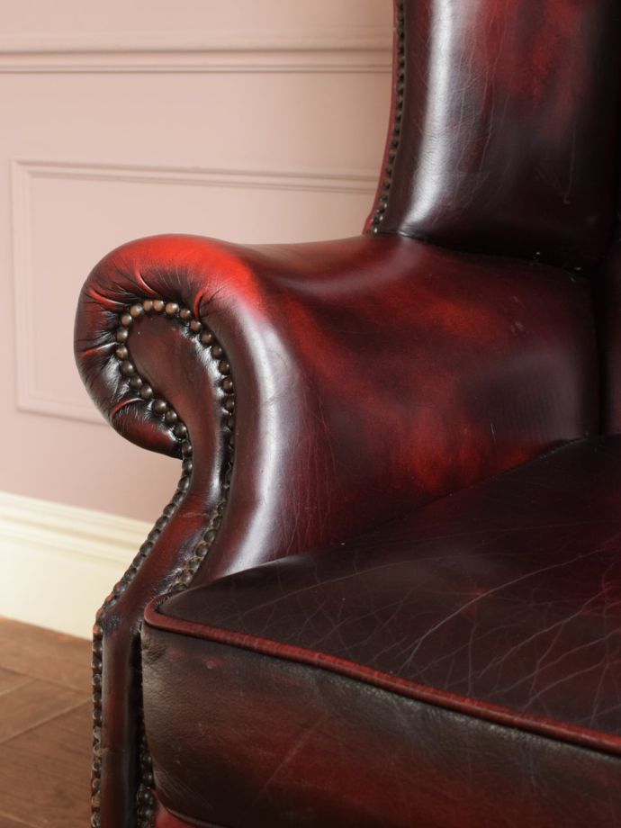 アンティークの椅子のアーム