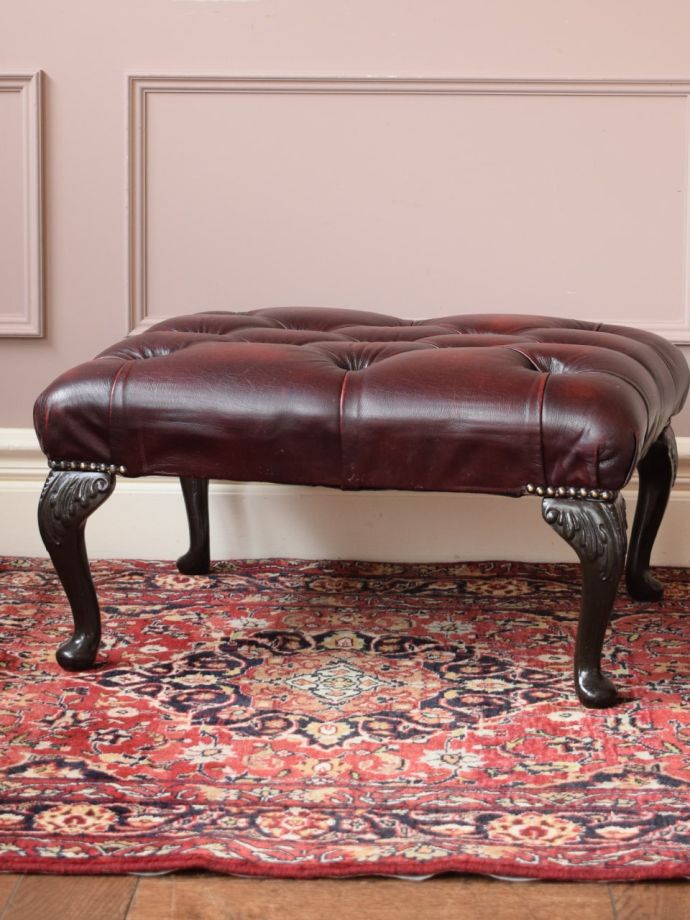 アンティークのスツール