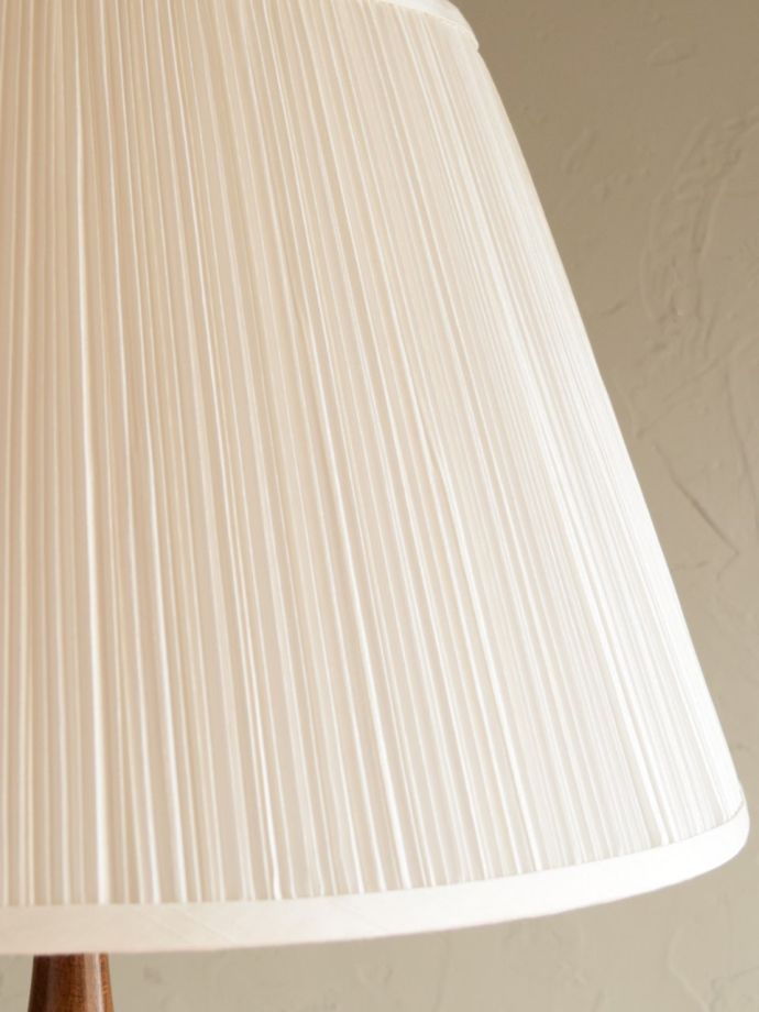 フロアランプのシェード